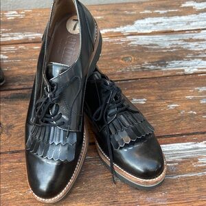 Hush Puppies Black Leather Kiltie Lace-Up Loafers